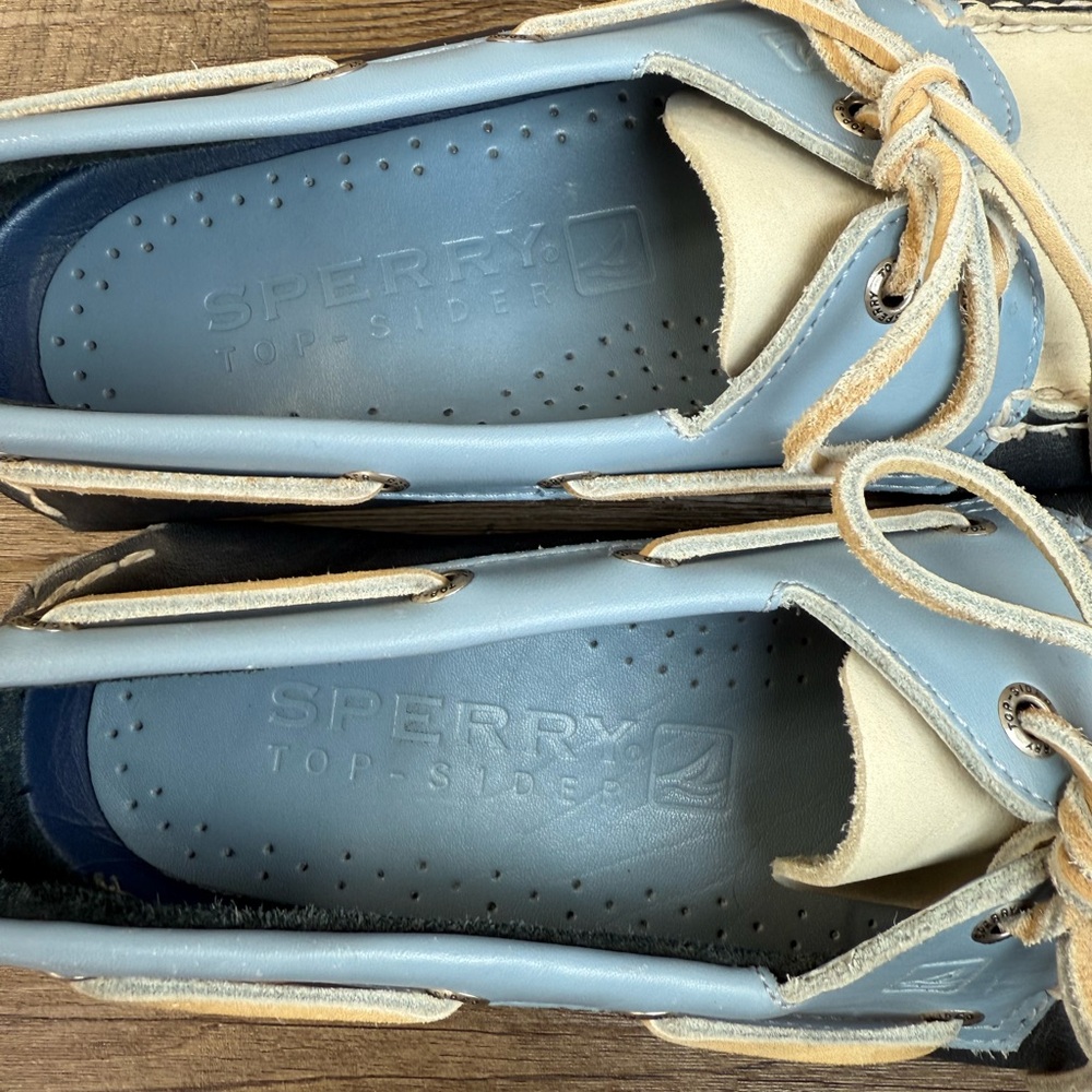 Sperry Men’s Two Eye Blue and White Tie Loafer Boat Shoes, size 12 - Picture 6 of 9